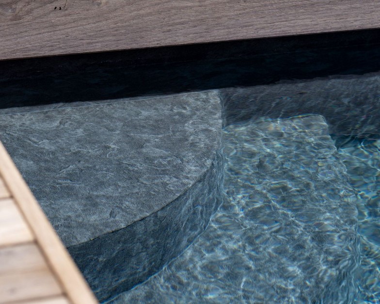 liner 3d black slate